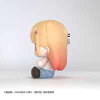From the anime series "My Dress-Up Darling" comes a Huggy Good Smile figure of the cosplay-loving gal, Marin Kitagawa!
Huggy Good Smile is a new chibi figure series. A magnet is mounted on the back of the head, and the arms of the figure can be moved up and down to pose it. Be sure to add her to your collection!