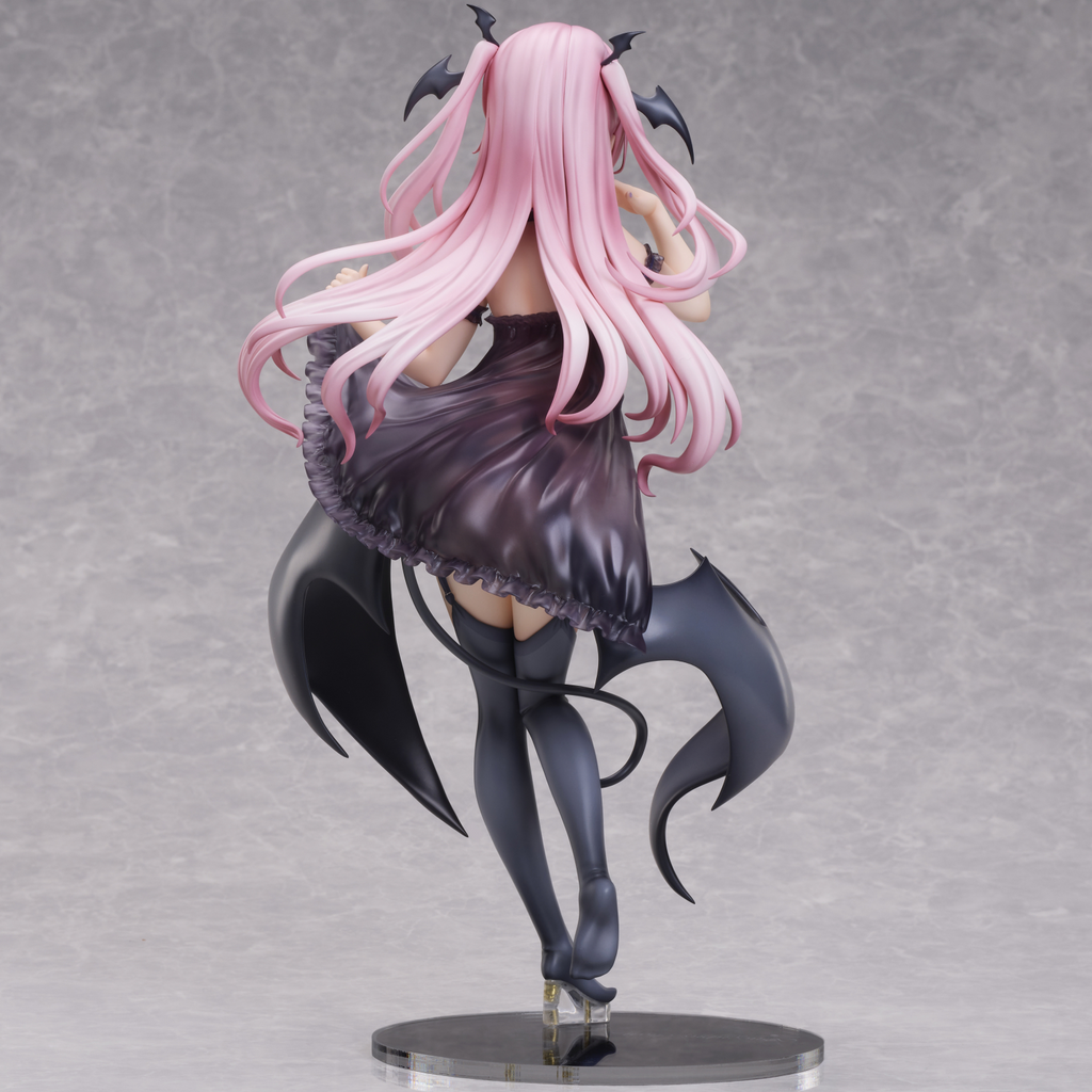 Figure with pink hair and black wings on a gray background