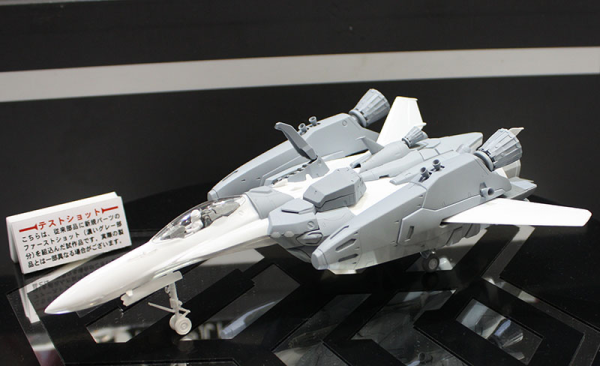 Macross Frontier [27] VF-25F/S Super Messiah 1/72 Scale Model Kit