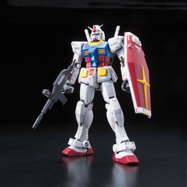 Gundam RG #01 RX-78-2 Gundam 1/144 Scale Model Kit