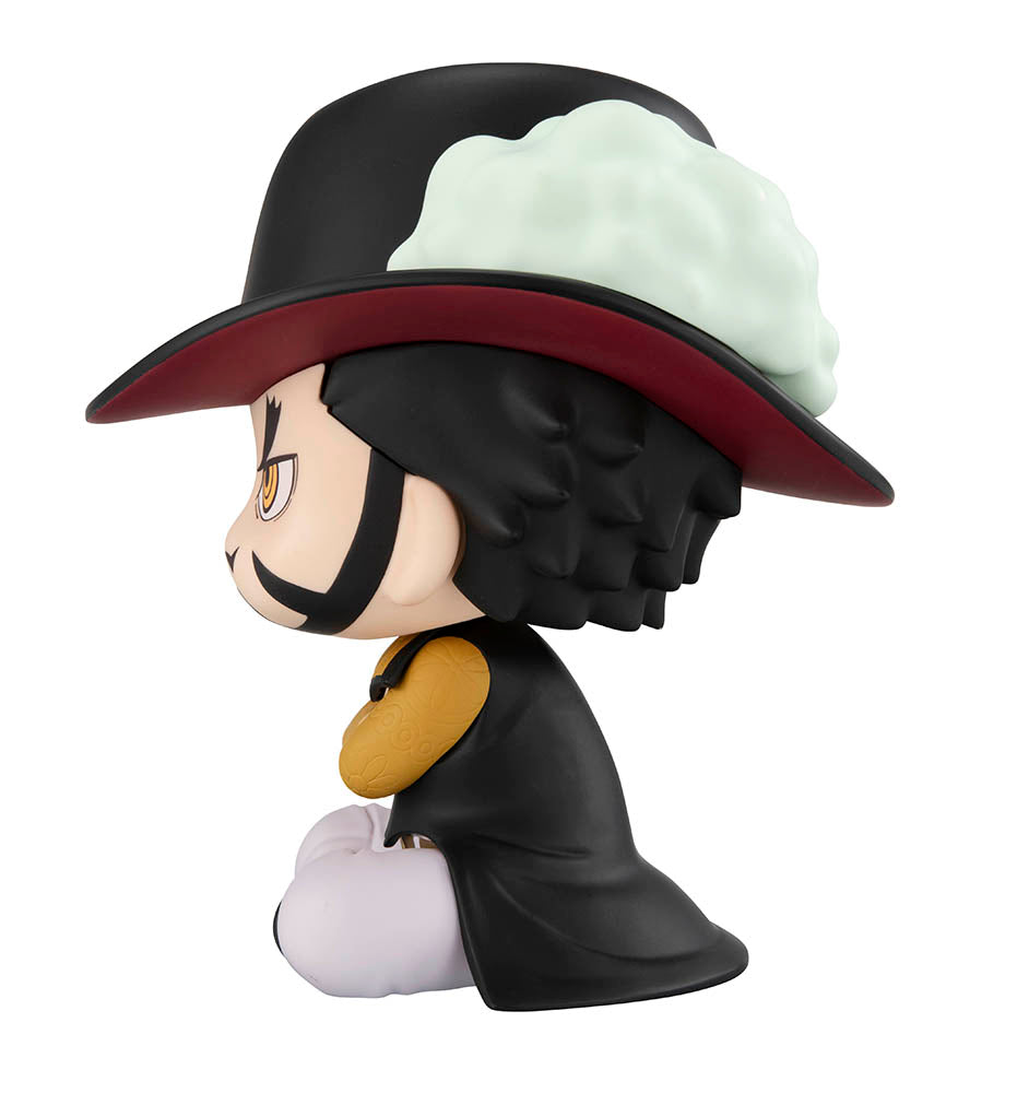 One Piece Dracule Mihawk Lookup Series Figure