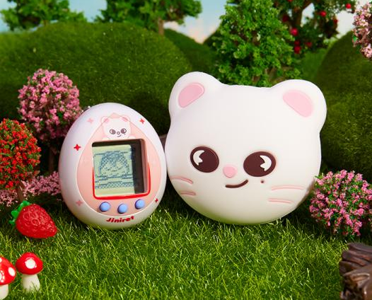 Stray Kids [SKZOO x Tamagotchi] Official MD SKZOO Tamagotchi & Case Set