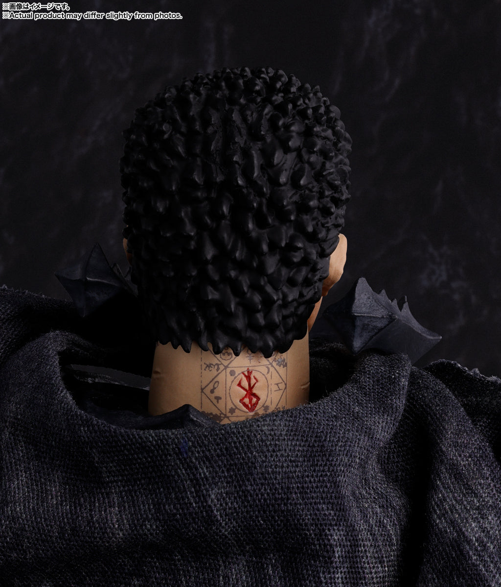 Berserk Guts Berserker Armor S.H.Figuarts Action Figure