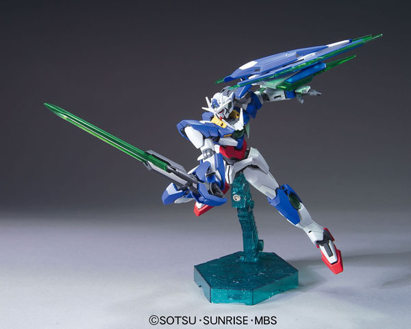 Gundam HG00 #66 Gundam00 QAN[T] 1/144 Scale Model Kit