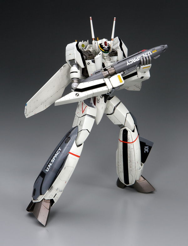 Macross Zero [20] VF-0A/S Battroid Macross Zero 1/72 Scale Model Kit