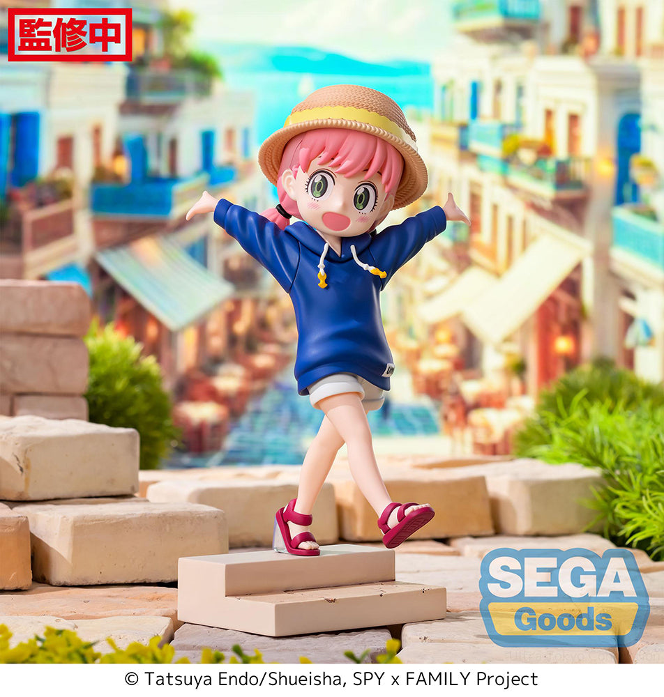 Spy X Family Anya Forger Resort! Luminasta Figure