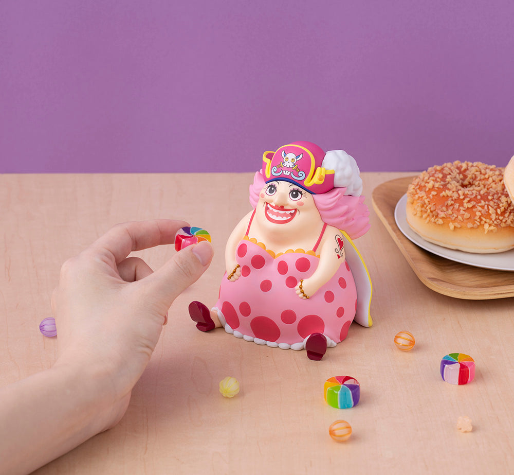 One Piece Big Mom Lookup Figure