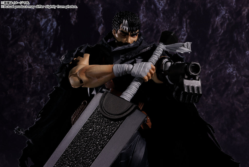 Berserk Guts Berserker Armor S.H.Figuarts Action Figure