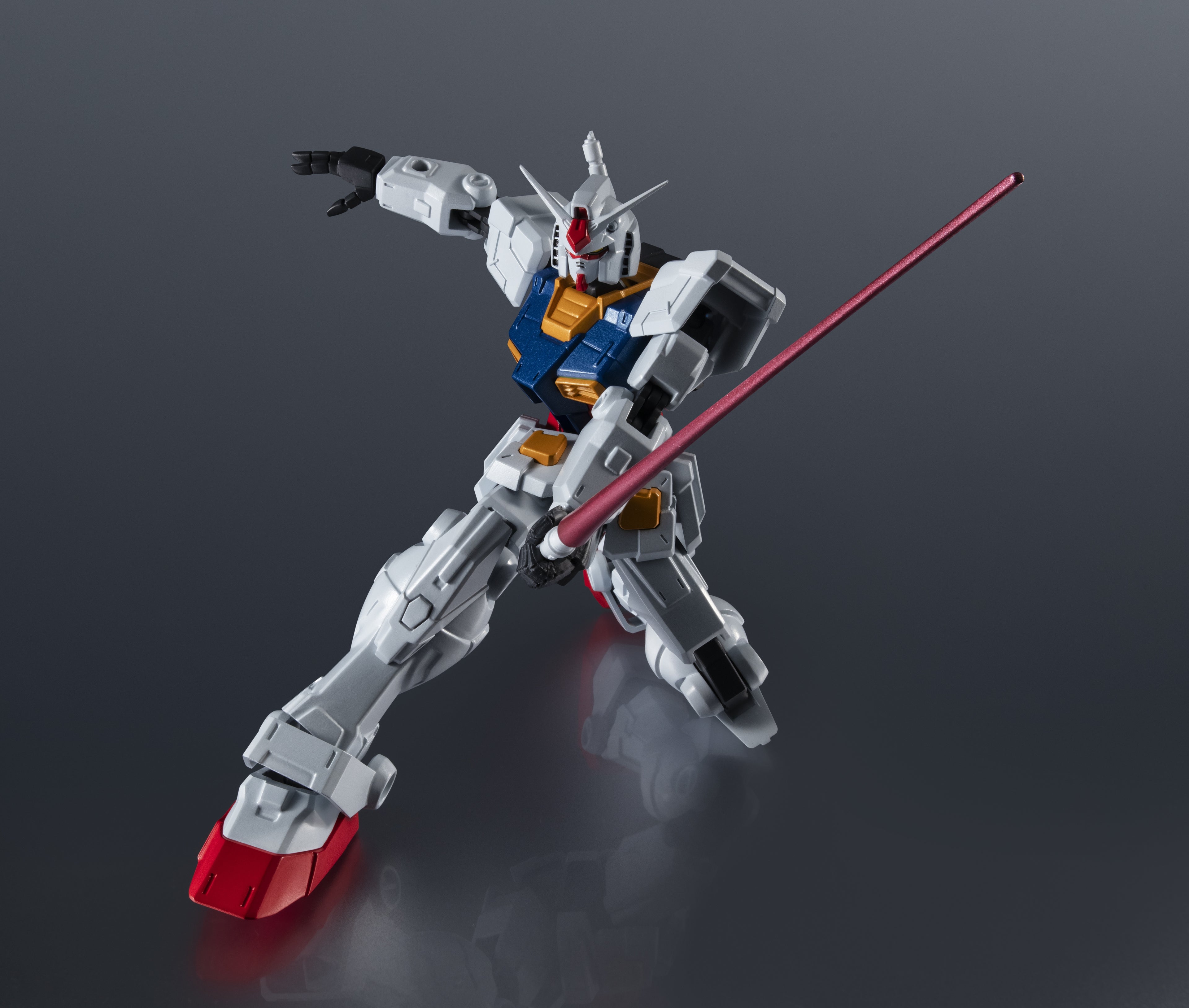 Gundam RX-78-2 Gundam Renewal Gundam Universe Action Figure